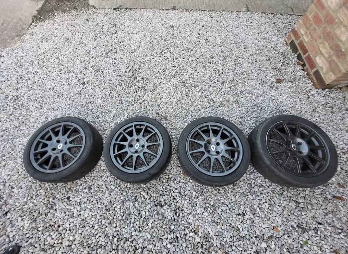 Custom Bundle – Clio 172/182 Parts (Reserved)