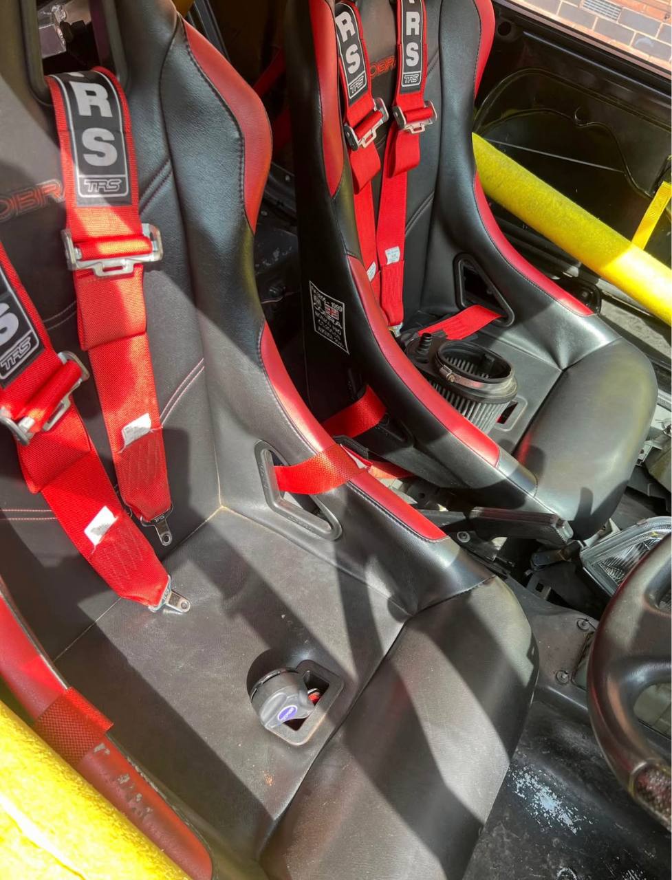 Renault Clio 16v Track-Prepped Rolling Shell – Welded Cage & Upgrades - Image 5
