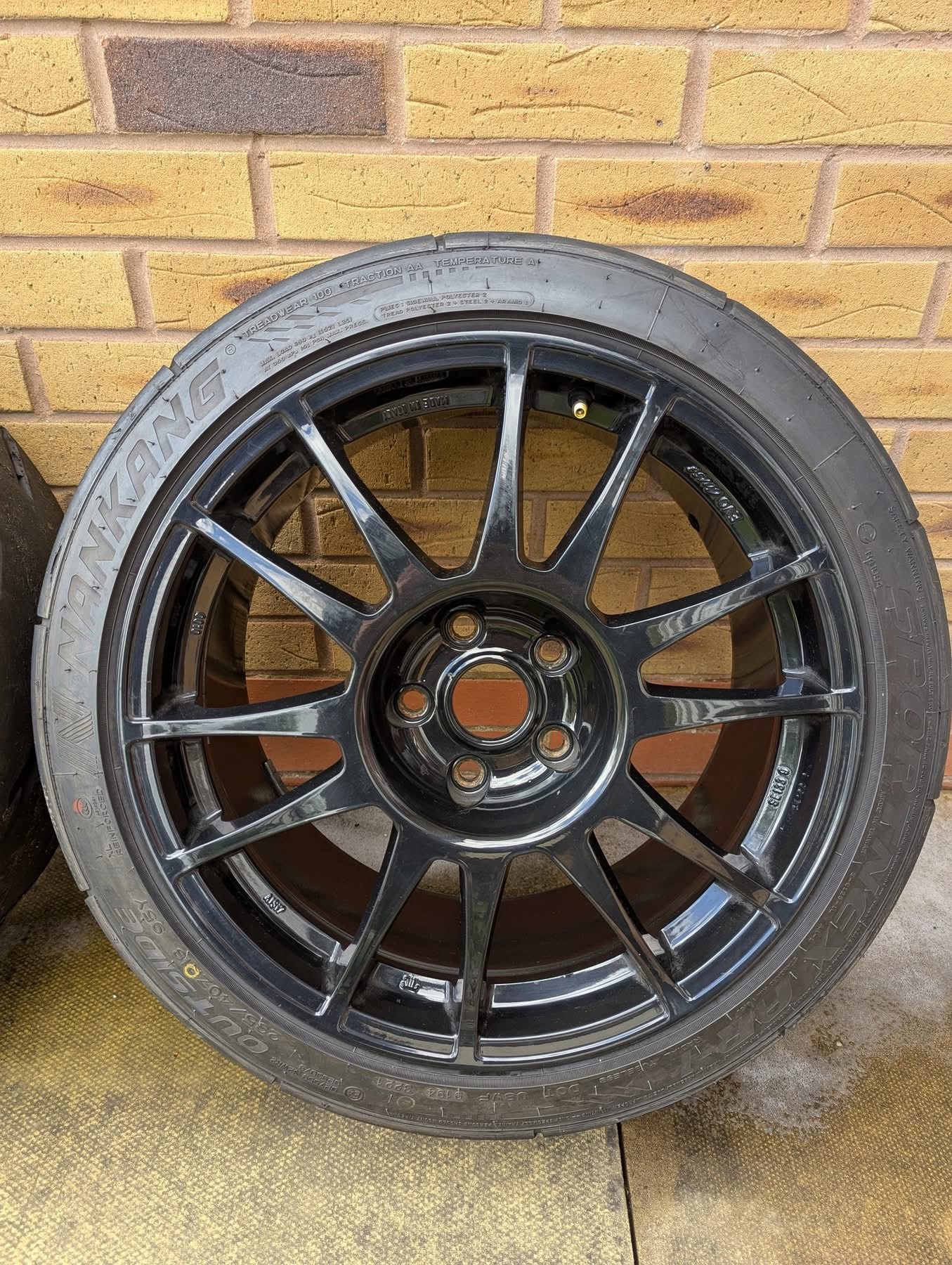 Set of 4 Evo Corse Sanremo 18" Track Wheels (Gloss Black) with Staggered Nankang AR1 Track Tires - Image 5