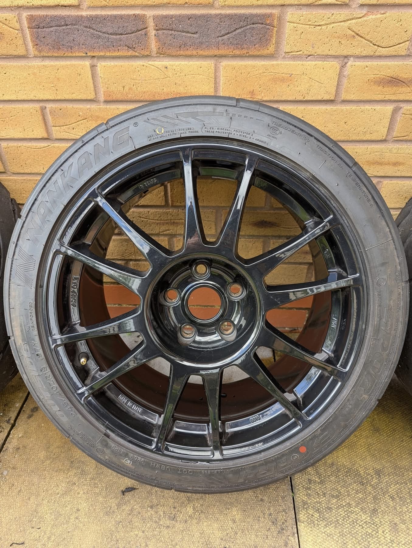 Set of 4 Evo Corse Sanremo 18" Track Wheels (Gloss Black) with Staggered Nankang AR1 Track Tires - Image 4